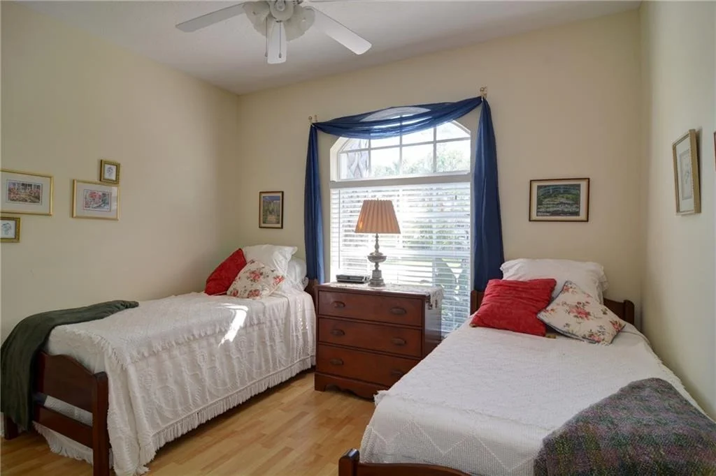 Photo of 1142 SE Westminster Place