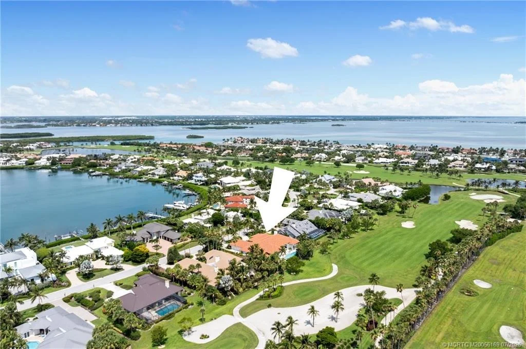 Photo of 6841 SE Harbor Circle
