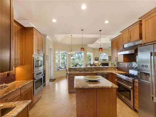 Photo of 1488 NW Lake Point