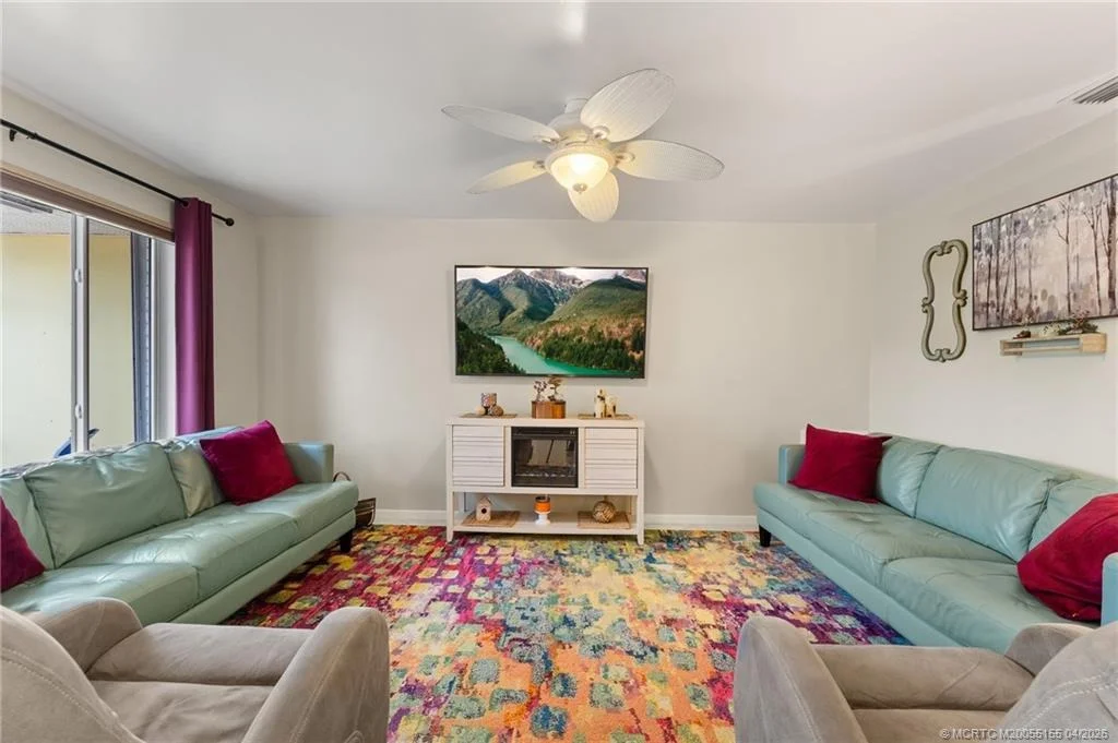 Photo of 1858 NW Azalea Street