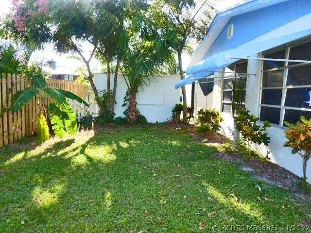 Photo of 5632 SE Nassau Terrace