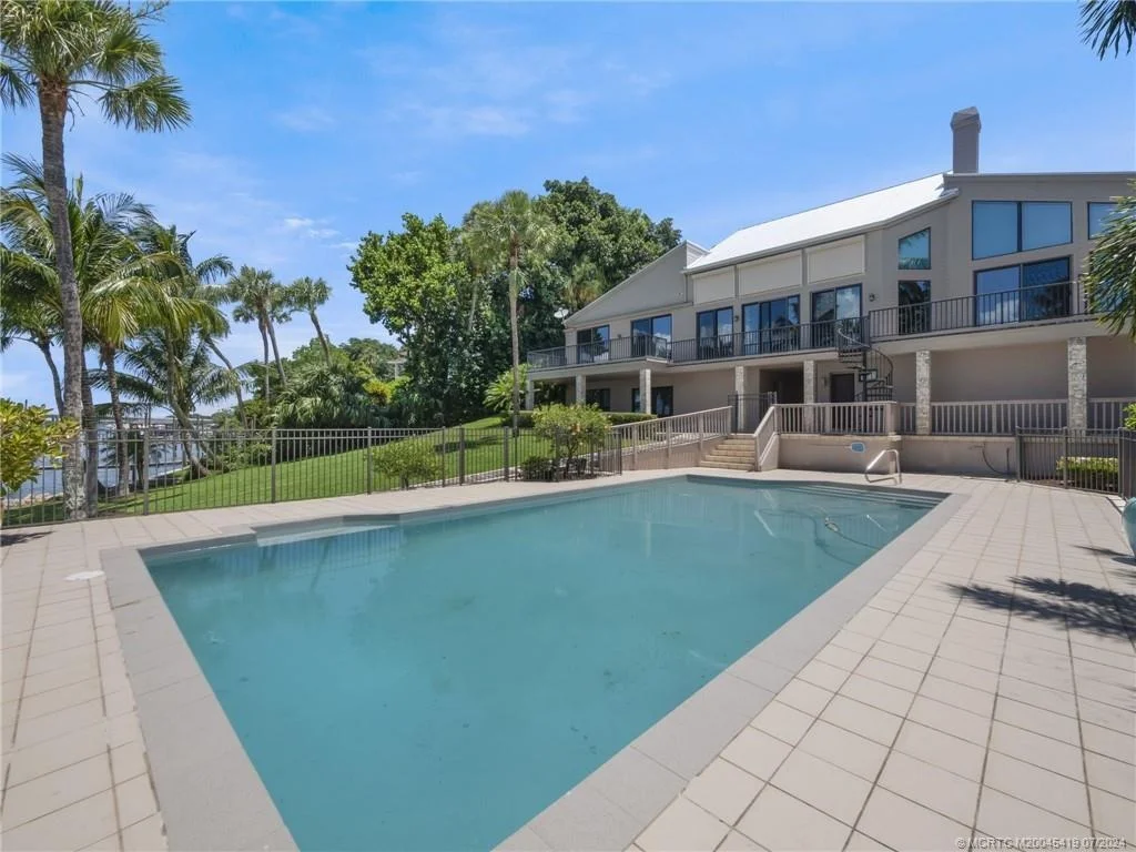 Photo of 5 Saint Lucie Court