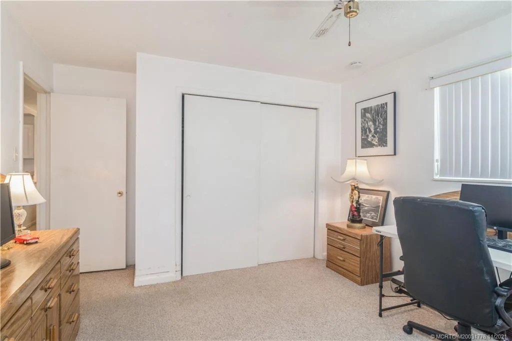 Photo of 123 SW Hideaway Place