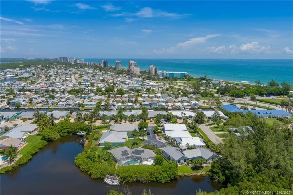 Photo of 27 Aqua Ra Drive