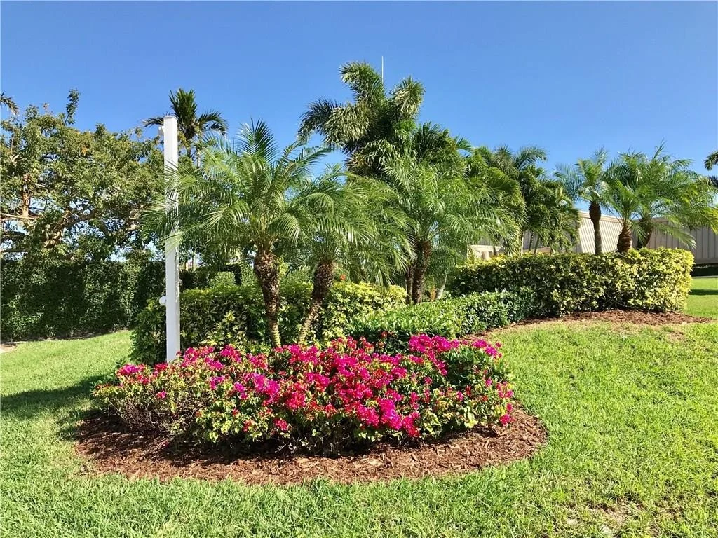 Photo of 1824 SE Granada Lane