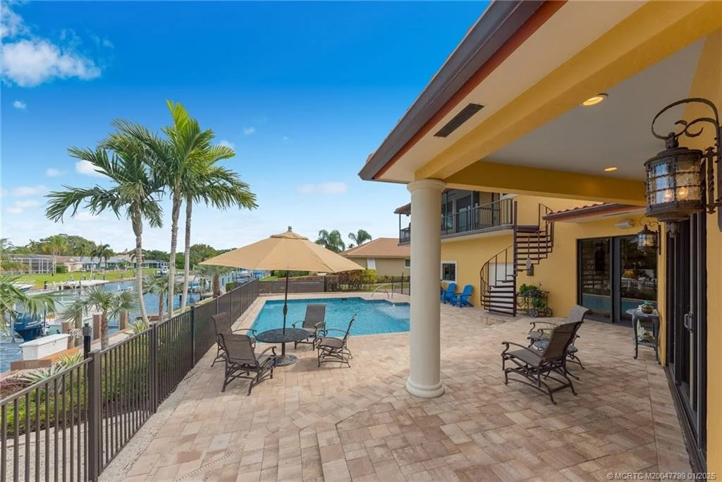 Photo of 2996 SE Fairway W