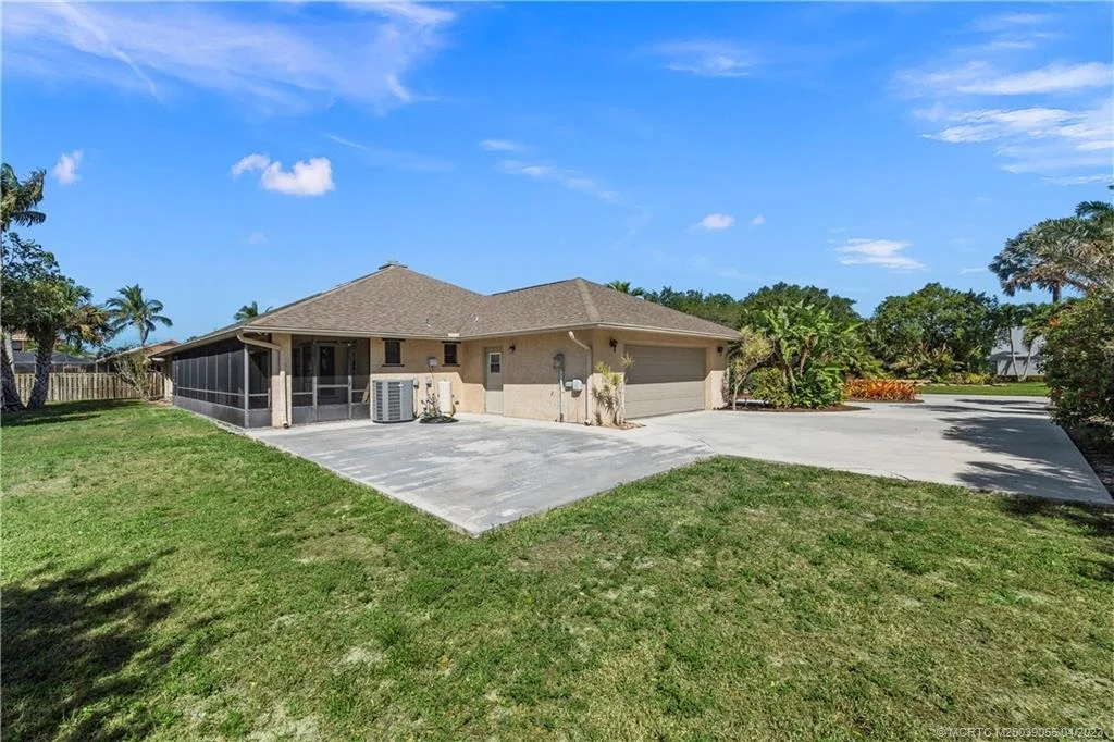 Photo of 5374 SE Inlet Place