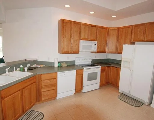 Photo of 671 NW RED PINE Way