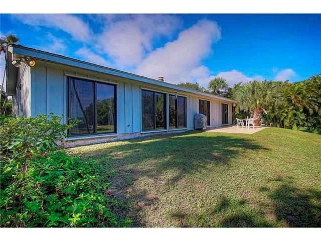 Photo of 62 S Sewalls Point Road