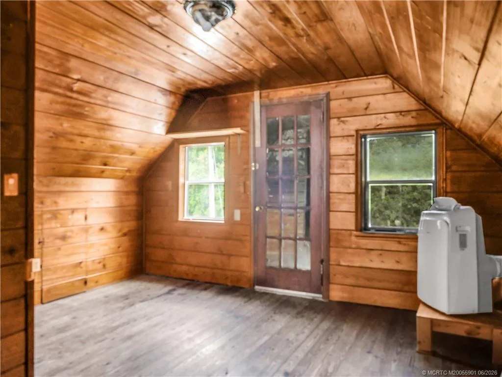 Photo of 1699 NW Britt Road