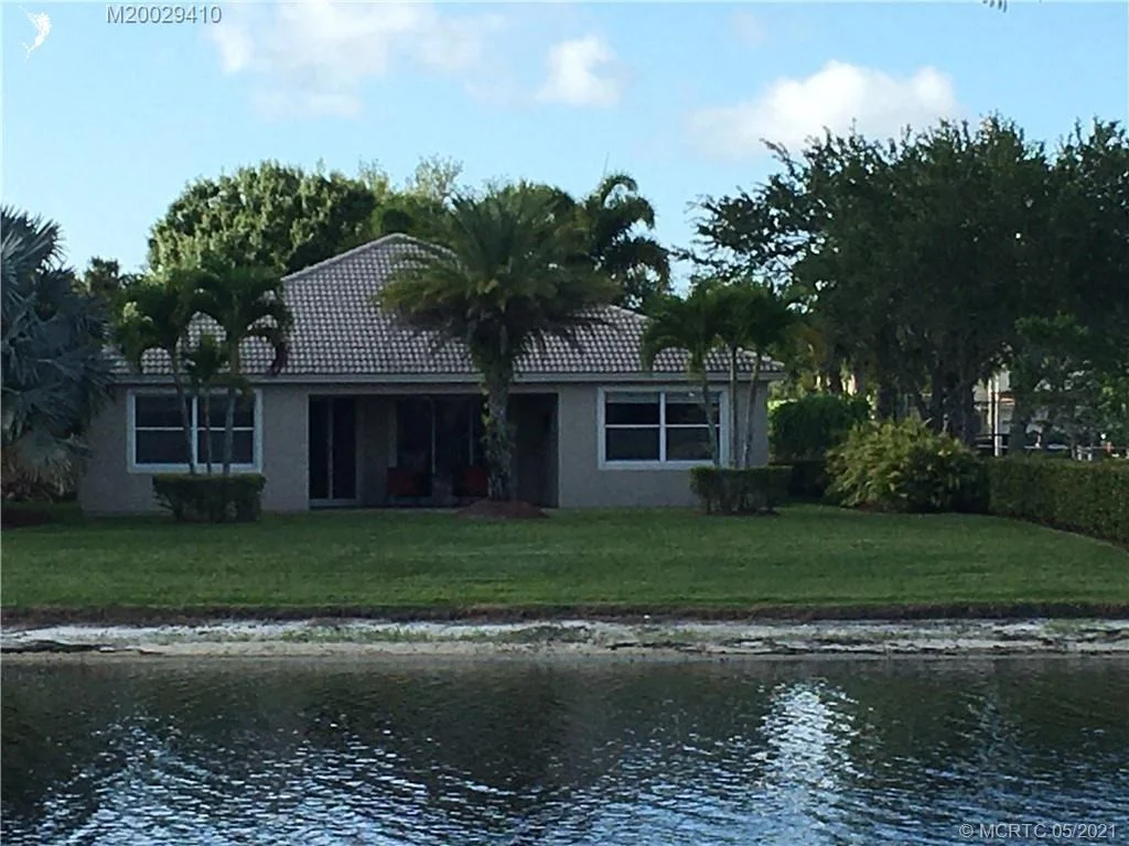 Photo of 1381 SE Legacy Cove Circle