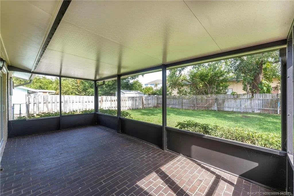 Photo of 1003 NW 16th Place