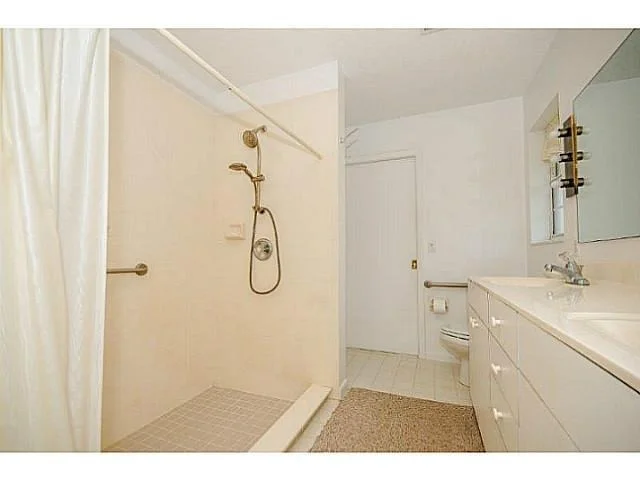 Photo of 5121 SE Great Pocket Trail