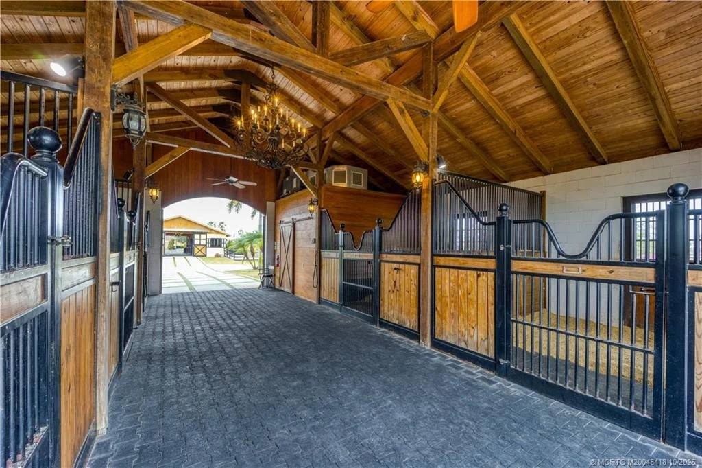 Photo of 7625 Polo Square Square