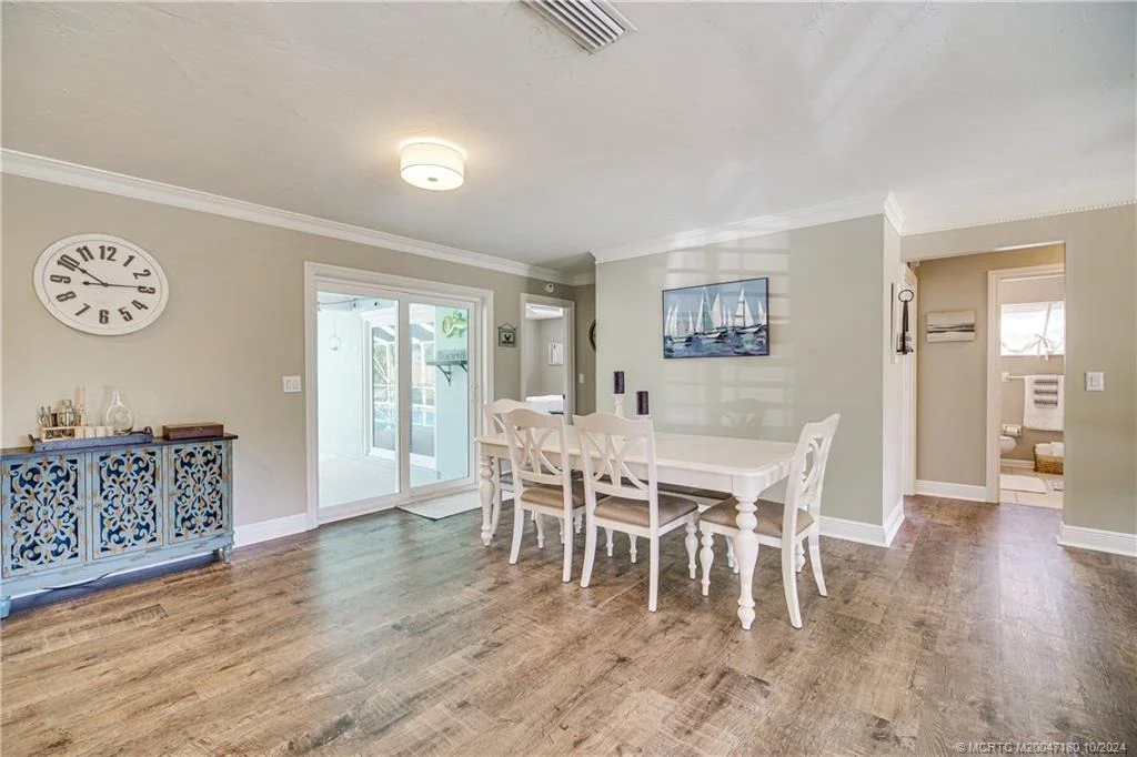 Photo of 1119 NW Fork Road