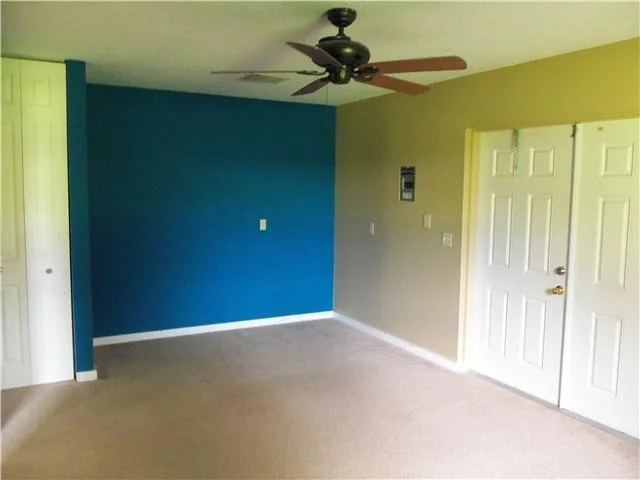 Photo of 8020 SE River Lane