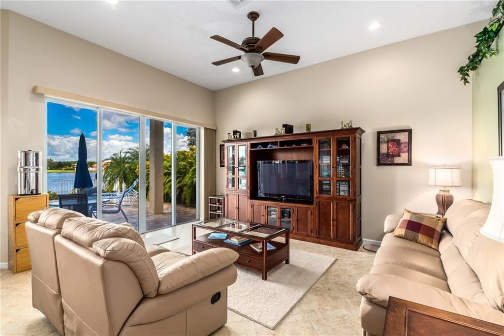 Photo of 1437 SE Legacy Cove Circle