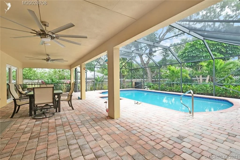 Photo of 11 Riverview Drive