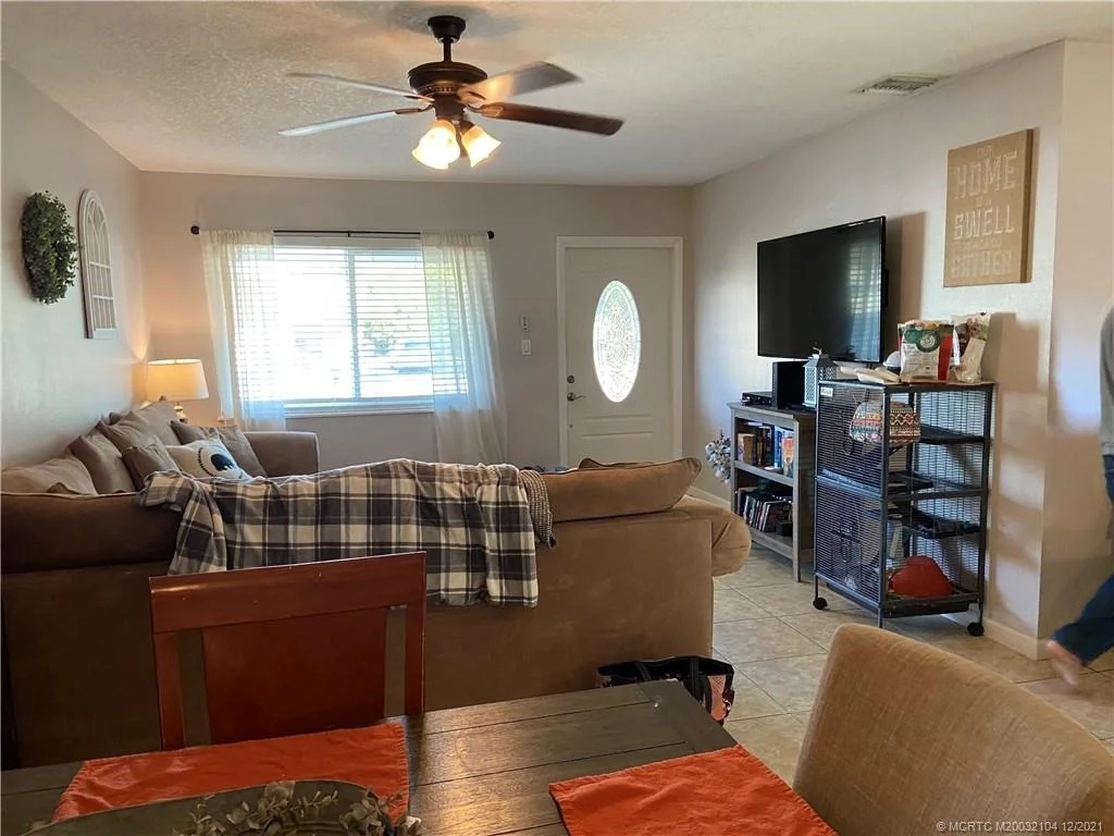 Photo of 820 SE 16th Street