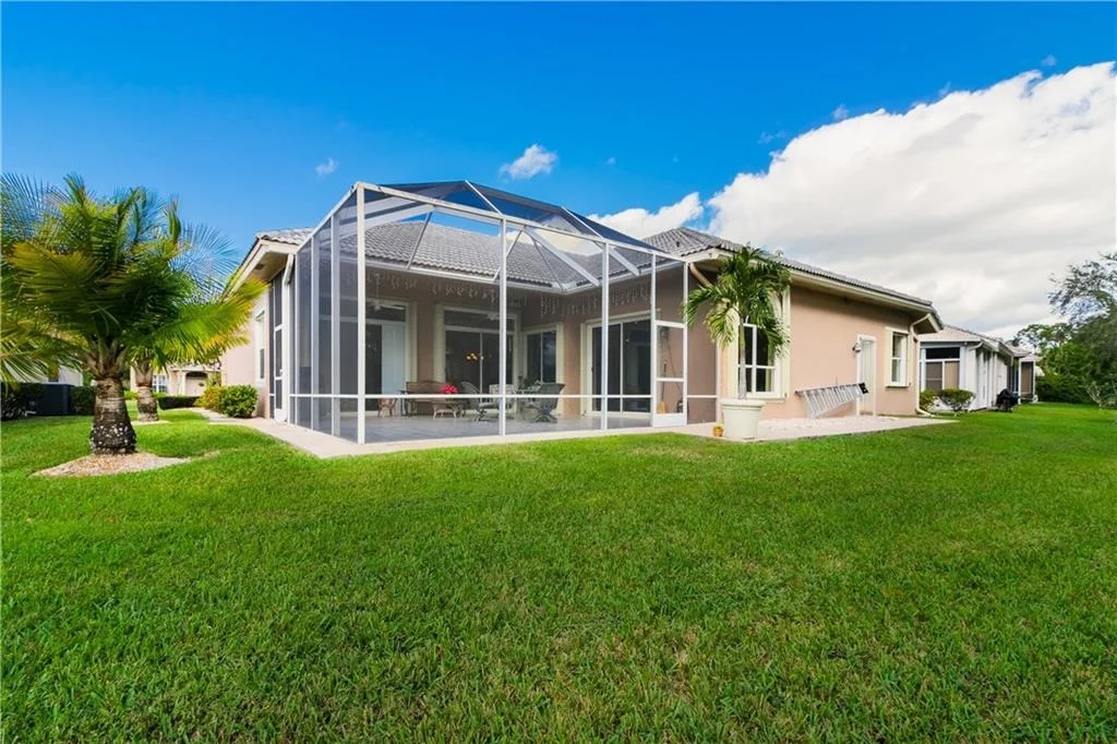 Photo of 3488 SE Fairway Oaks Trail