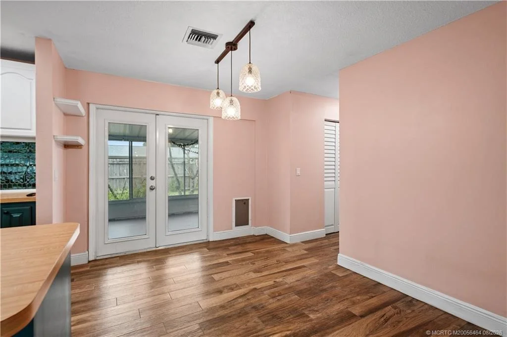 Photo of 1126 SE Alamanda Lane