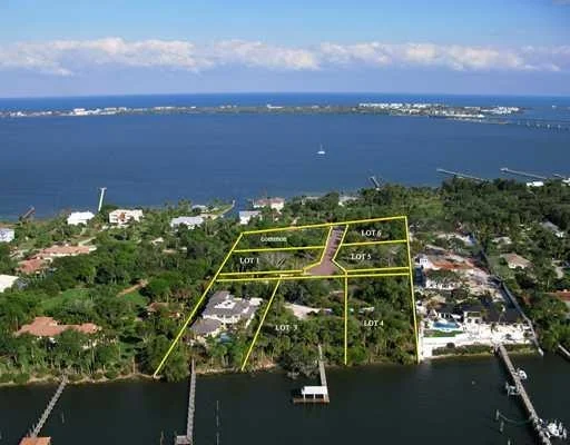 Photo of 3 River Oak Place