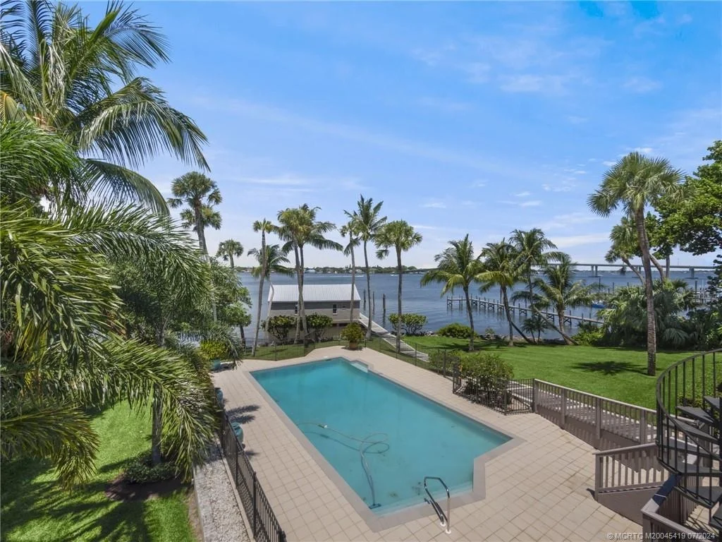 Photo of 5 Saint Lucie Court