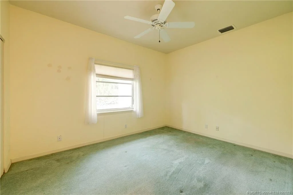 Photo of 9 Oakwood Drive
