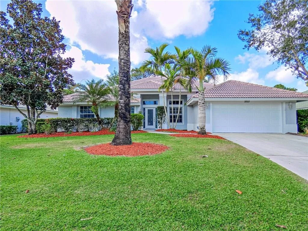 Photo of 3802 SE Fairway West W
