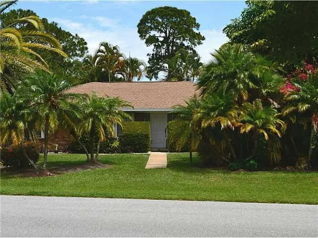 Photo of 1275 NW Pine Ridge Trail
