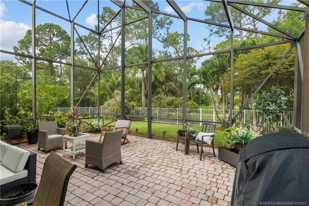 Photo of 6839 SE Twin Oaks Circle