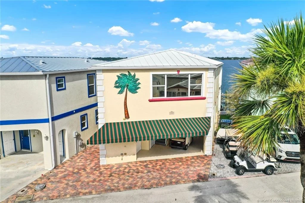 Photo of 1109 Nettles Boulevard