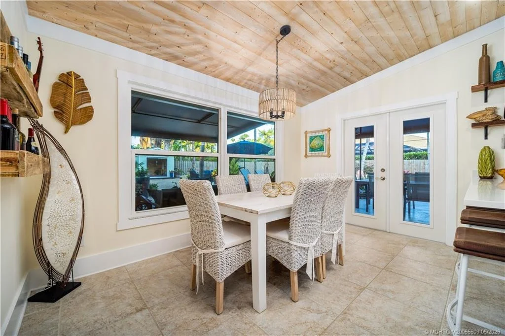 Photo of 4942 SE Bayshore Terrace
