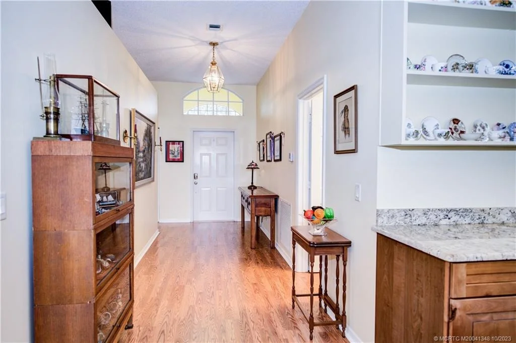 Photo of 4716 SE Mizner Place