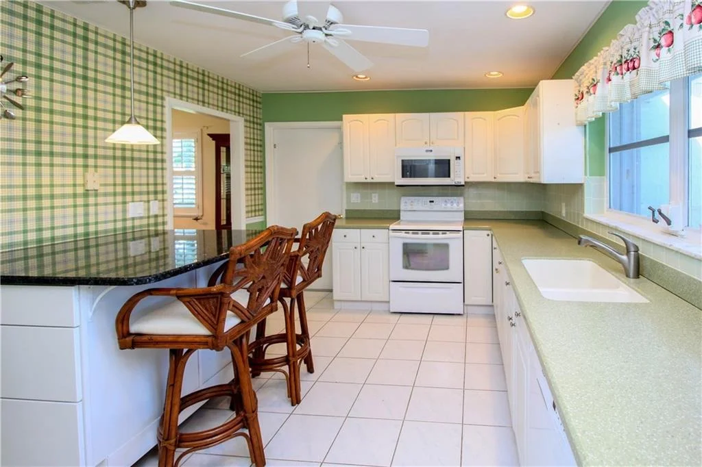 Photo of 1843 SE Granada Lane