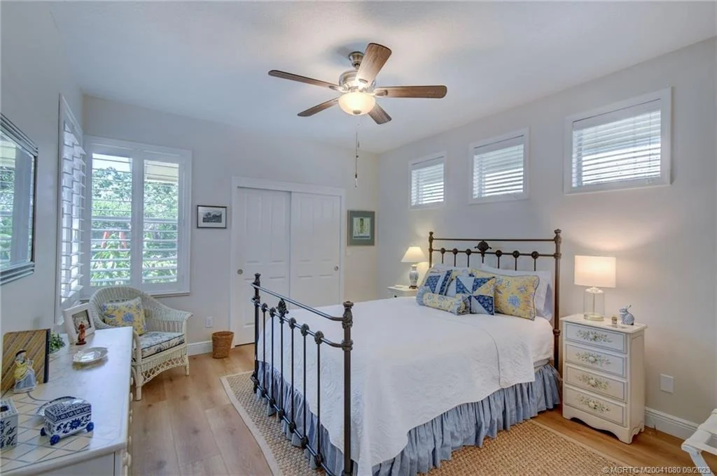 Photo of 3531 SE Cambridge Drive