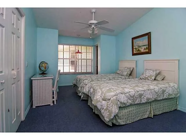 Photo of 4228 SE Rainbows End