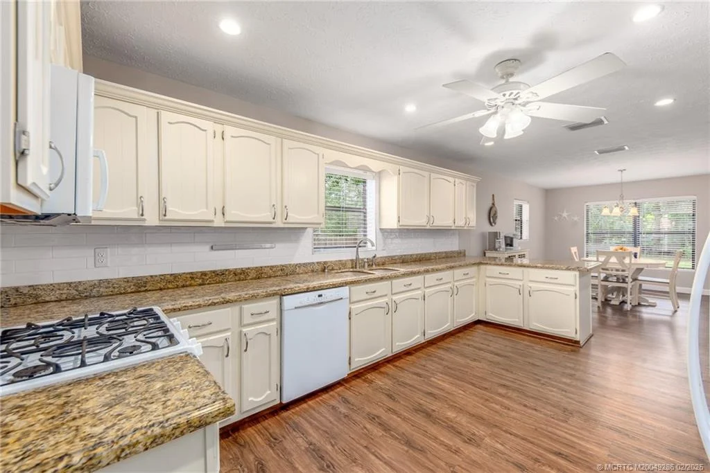 Photo of 1707 SW Buckskin Trail