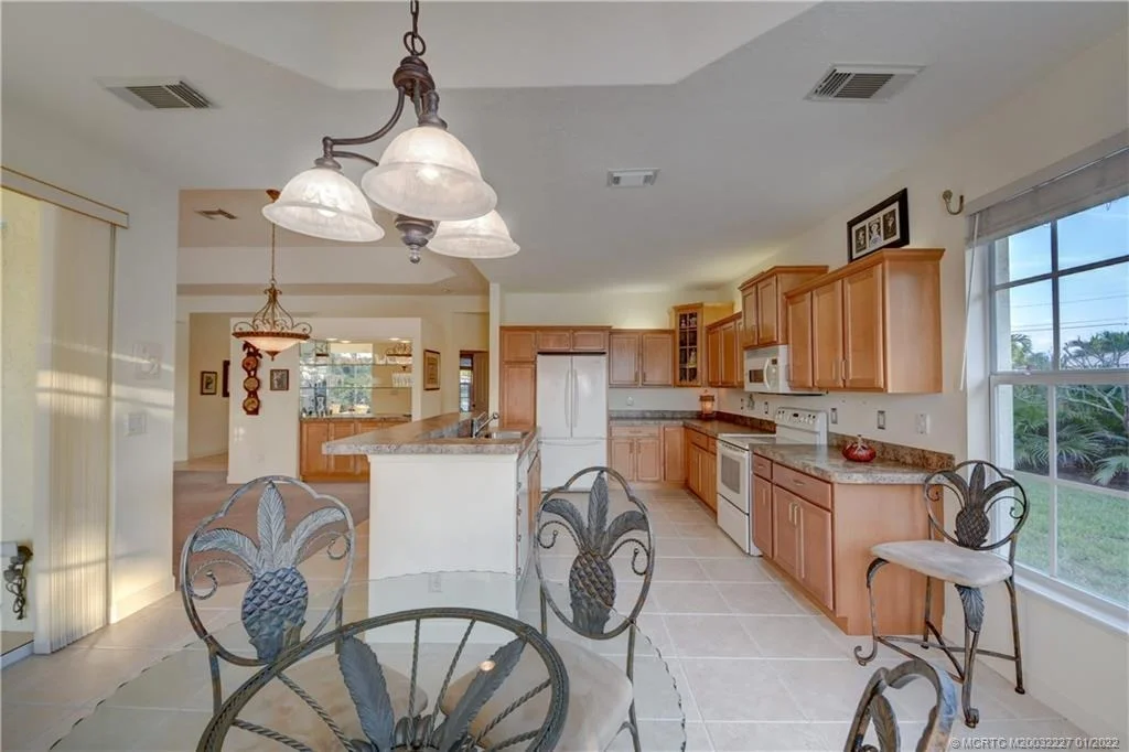 Photo of 2480 NW Everglades Boulevard