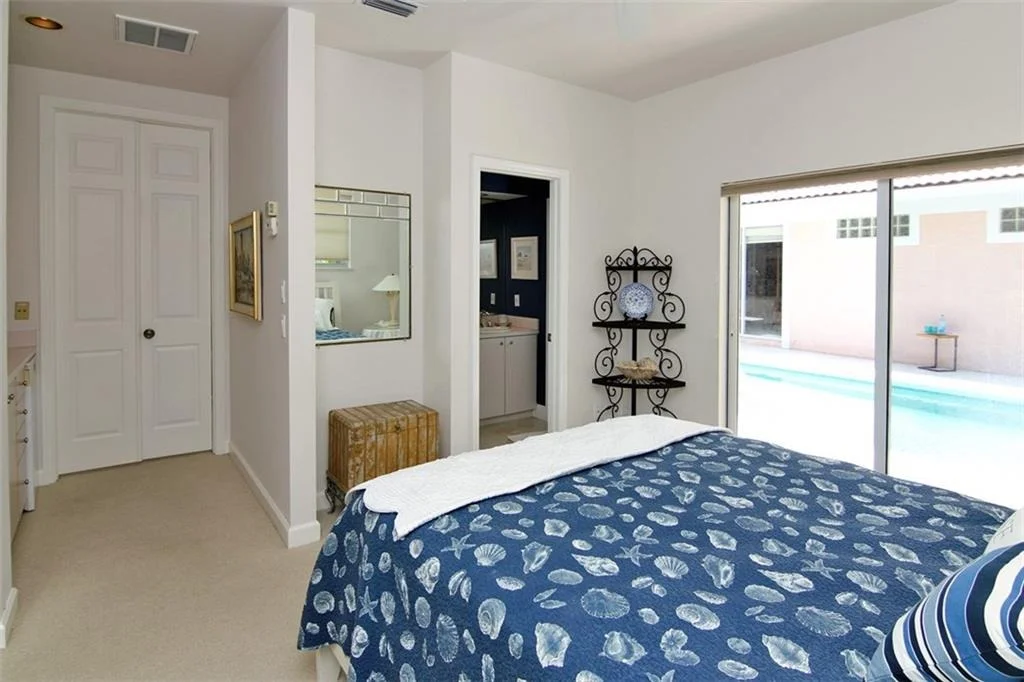 Photo of 1590 SE Cypress Glen Way