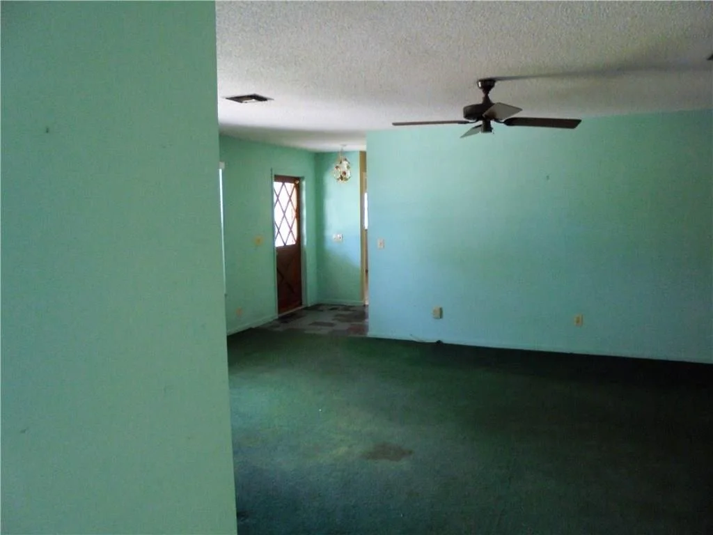 Photo of 1015 NE Oceanview Circle