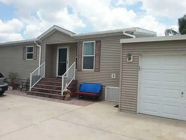 Photo of 162 SE Paradise Place