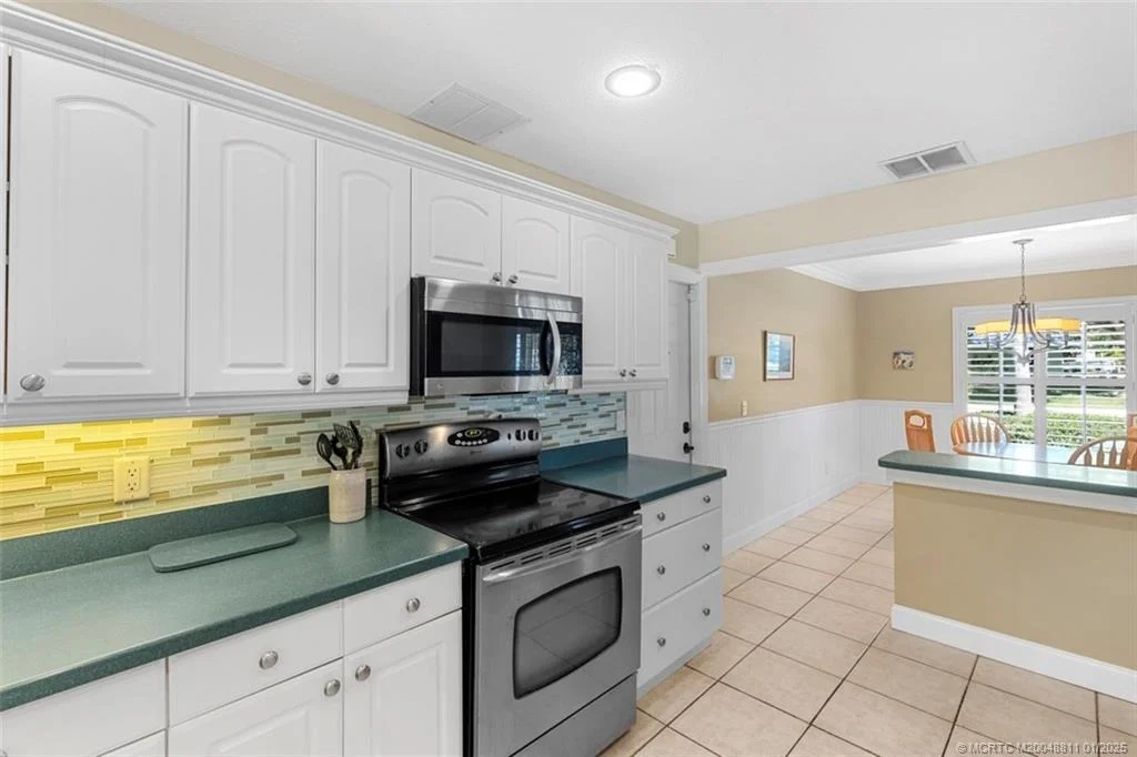 Photo of 2874 NE Rosetree Drive