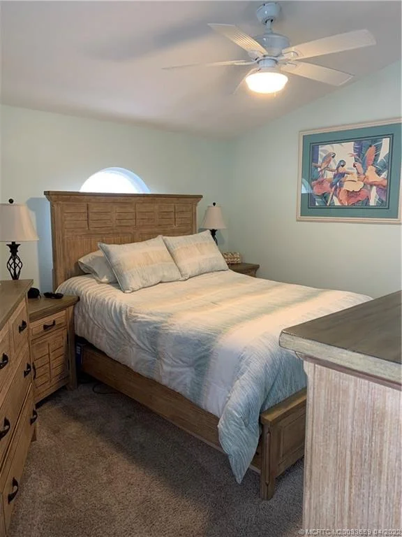Photo of 16 Nettles Boulevard
