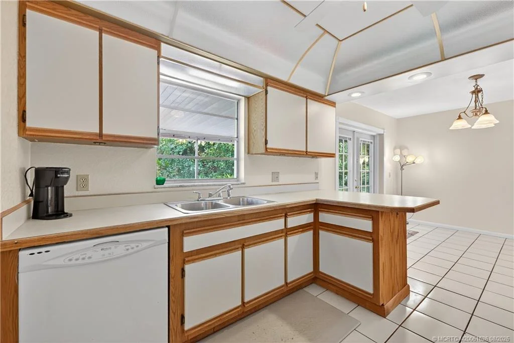 Photo of 6115 Papaya Drive