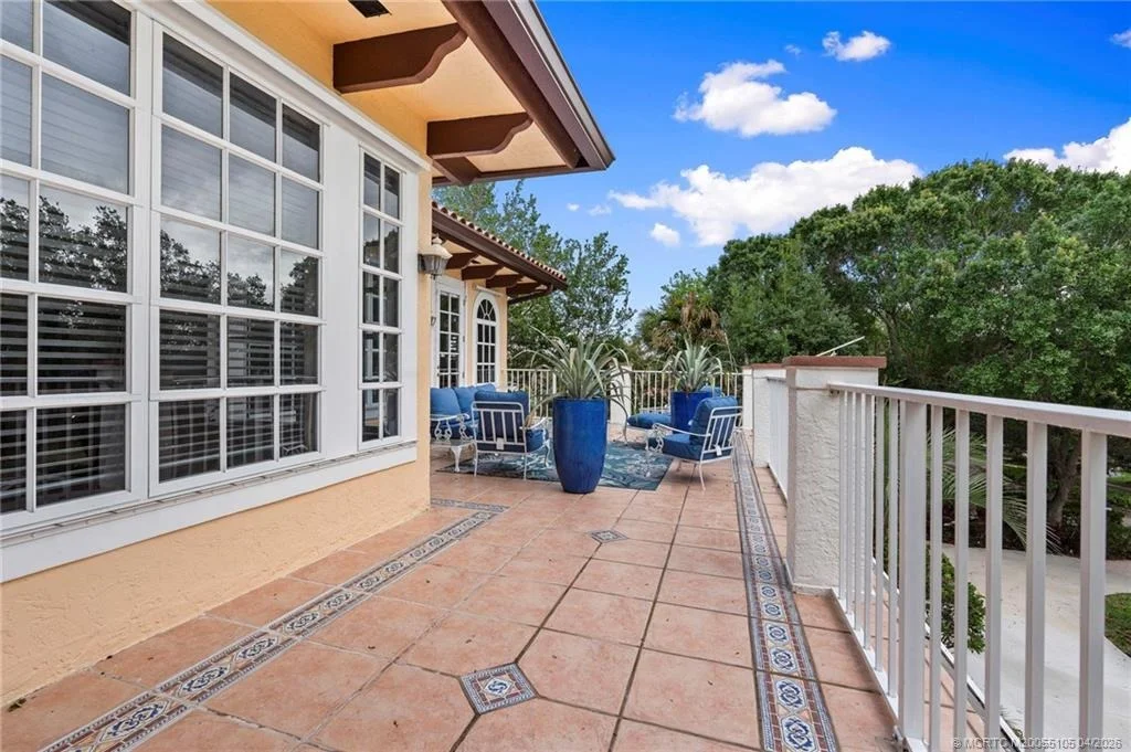 Photo of 6 Castle Hill Way