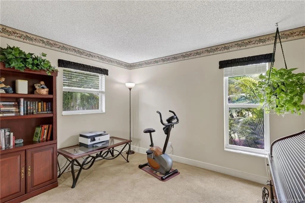 Photo of 330 SW Winnachee Drive