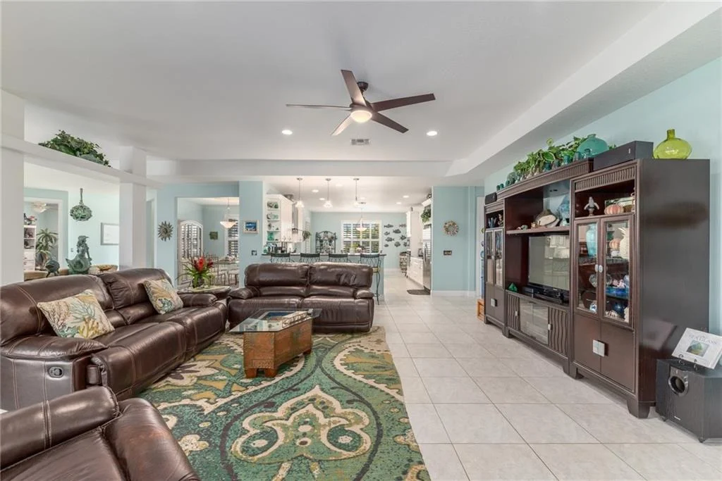 Photo of 2340 NW Bay Colony Drive
