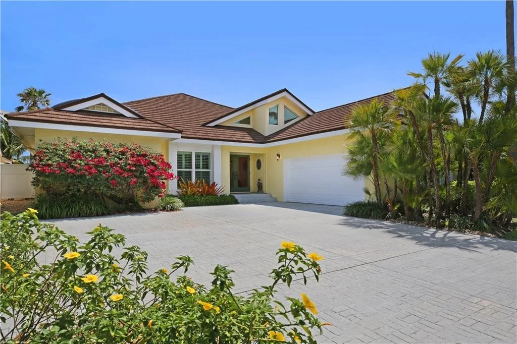 Photo of 6917 SE Harbor Circle