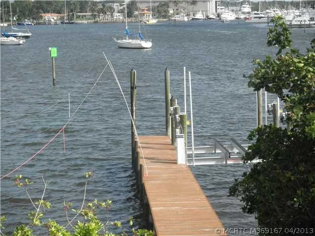 Photo of 4115 SE Jib Lane